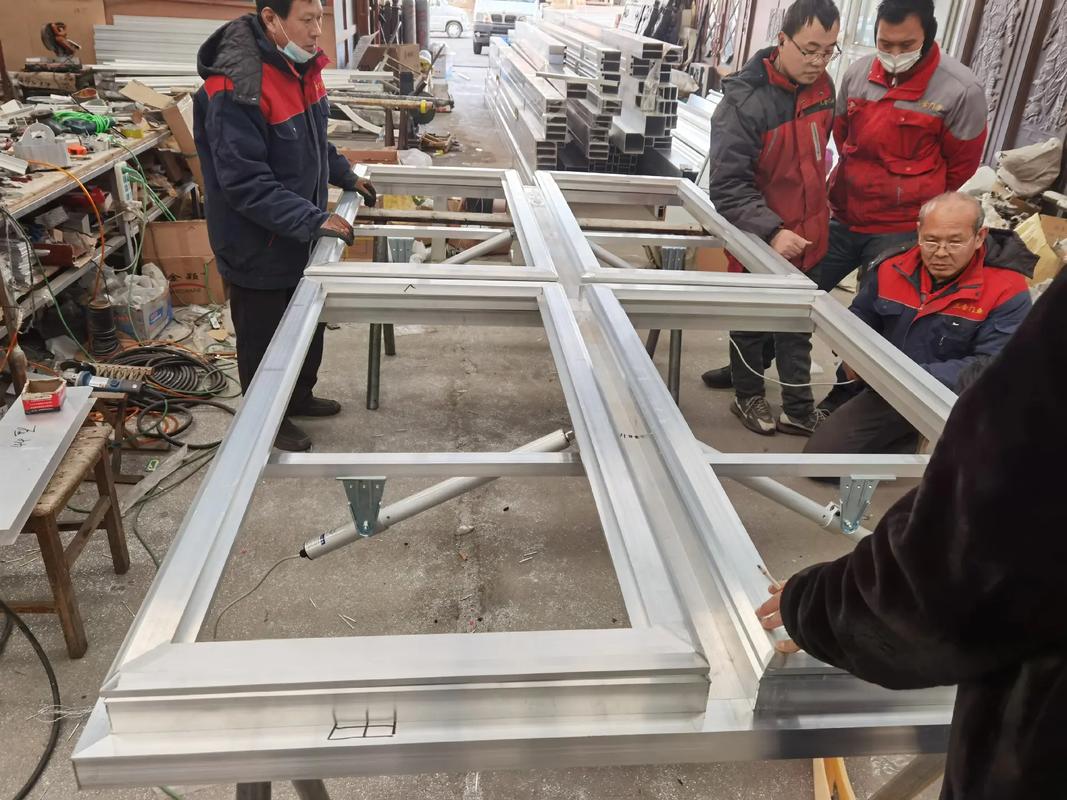 鋁合金門窗與鋁鎂錳金屬屋面 現代建筑的高端解決方案